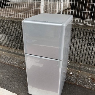 動作保証有 送料無料】 TOSHIBA 東芝 2ドア冷蔵庫 YR-12T(S) 120Ｌ シルバー 目黒