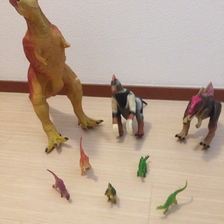 【取引完了】恐竜おもちゃセット