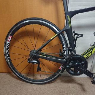 SCOTT Foil10 Di2 R8050 電動アルテグラ
