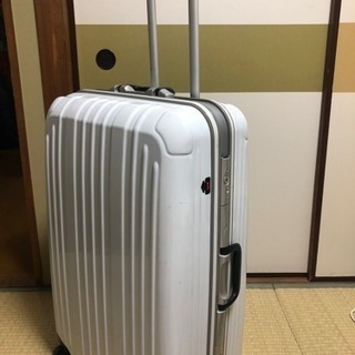 大容量★キャリーケース★スーツケース★ホワイト