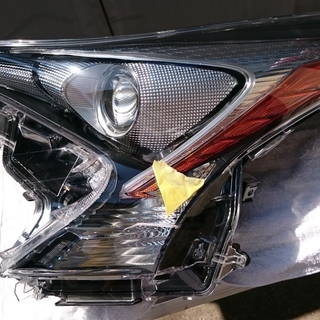 ZVW50　プリウス　ヘッドライトユニット　左　中古