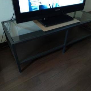 IKEAガラステレビボード