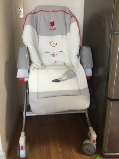 値下げ！コンビ ハイローチェア オートスイング