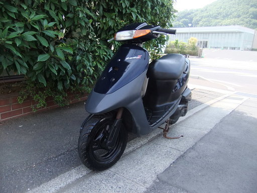 スズキ　レッツⅡ(2サイクル)　中古実動車　タイヤ溝5分山以上　バッテリー新品交換済み　書類有り