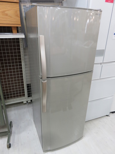 取りに来れる方限定！2012年製SHARPの2ドア冷蔵庫です！