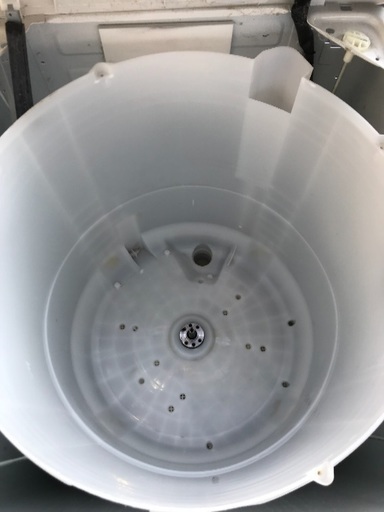 取引中。2015年製アクア全自動洗濯機6キロ美品。千葉県内配送無料。設置無料。