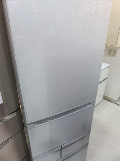 取りに来れる方限定！2012年製TOUSHIBAの5ドア冷蔵庫です！