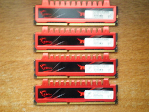 ★☆G.SKILL F3-12800CL9D-8GBRL （DDR3-1600 CL9 4GB×4）☆★