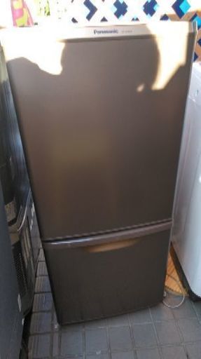 2015年製　Panasonic　冷凍冷蔵庫　NR-B148W-T
