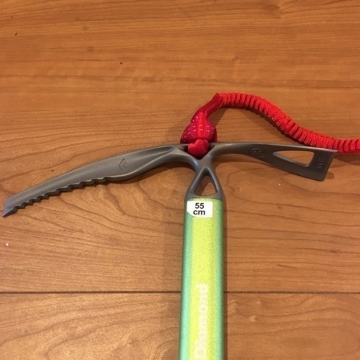 ほぼ新品】Black Diamond ピッケル55cm+肩掛け紐 + ガード
