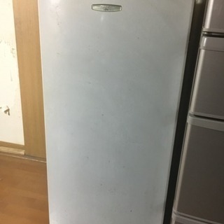 ジャンク品 冷凍庫 110L