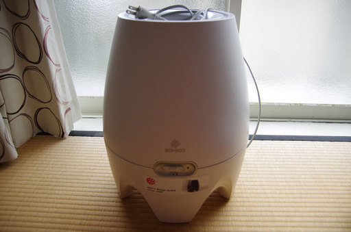 ボネコ 気化式加湿器 ホワイト E2441 新品フィルター2個付 クボタ 鷺沼の季節 空調家電 加湿器 の中古あげます 譲ります ジモティーで不用品の処分