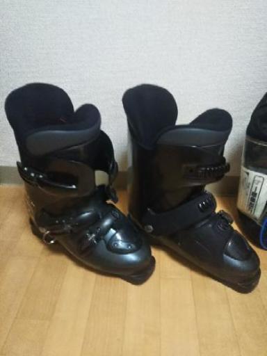 SALOMON製ショートスキー・ファンスキー2セット、スキーウェア
