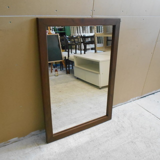 木製フレームの壁掛け用鏡『美品中古』【リサイクルショップサルフ】