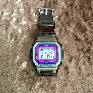 紫色のG-SHOCK