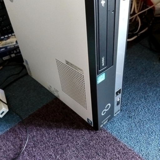 中古 富士通 デスクトップパソコン ESPRIMO  D582/E