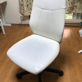 革製の椅子(プロフご一読ください)