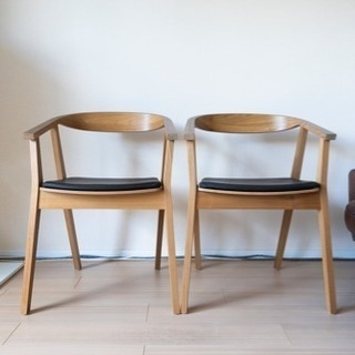 IKEA】2脚セット STOCKHOLM チェア チェアパッド付き ウォールナット材