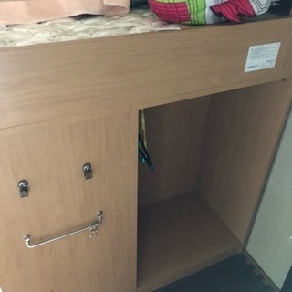 ベッドデスク イトーキ