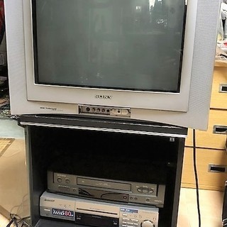 ブラウン管テレビ、DVD・カセットデッキセット