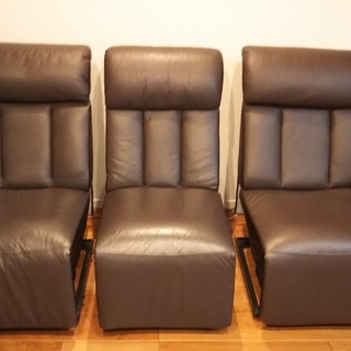 譲渡完了しました。ソファ（本革、電動リクライニング付き）