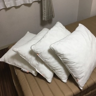 IKEA 枕 ⑴ ふわふわ