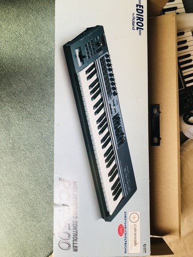 格安ほぼ新品でかっこいいmidiキーボード売ります Edirol Midi Keyboard Controller Pcr 500 みっち 南郷１８丁目の楽器の中古あげます 譲ります ジモティーで不用品の処分