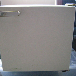 ★ナショナル　小型　冷蔵庫　　NR-56P-W       ８６年製