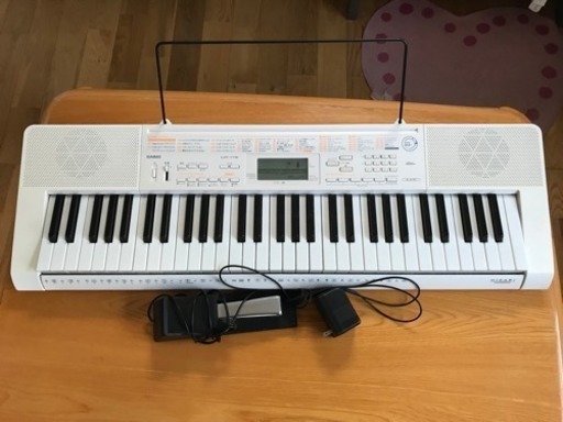 ✨光るキーボード カシオLK-118 ✨ペダルセット✨