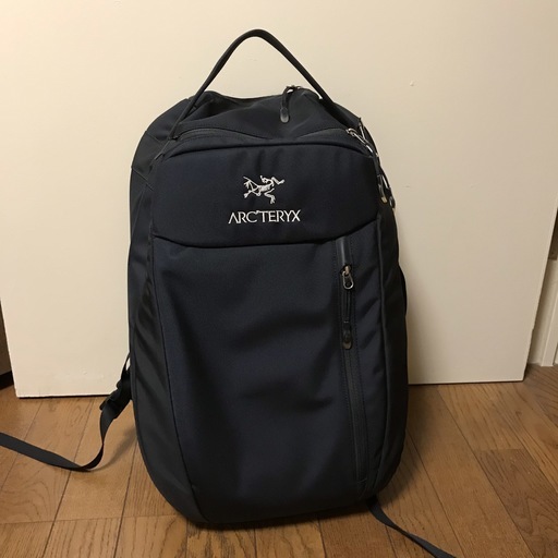 (15500円)ARC’TERYX Blade24 中古美品 黒 ブラック アークテリクス