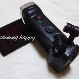ハンディカメラ　ＺＯＯＭ　Ｑ４ｎ　新品同様　