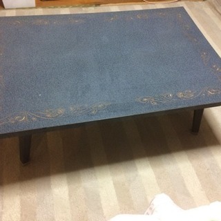 木製テーブル(2)