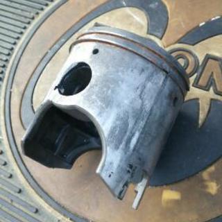 YAMAHA GP800 中古ピストン＆シリンダー