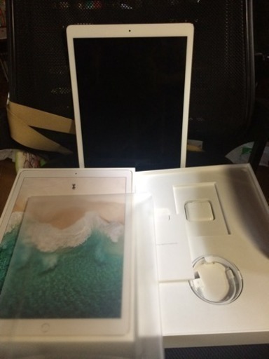 iPad Pro 12.9インチ ゴールド MP6J2J/A