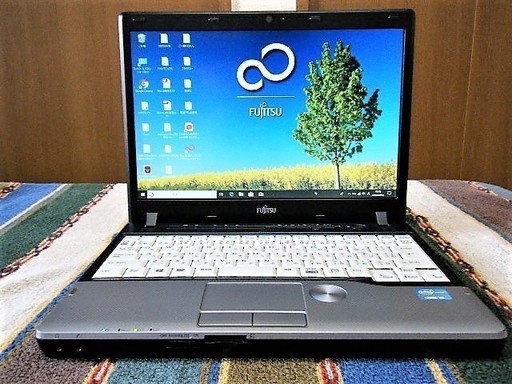 12.1型/重さ1.29kg/移動用に最適/高性能Core i5/HDD250GB/メモリ4GB/USB3.0/DVDマルチ/すぐ使えるWin10メディア作成ツール付/すぐ繋がるWi-Fi/WEBカメラ/MS Office/富士通
