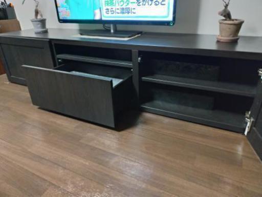 IKEA　テレビボード