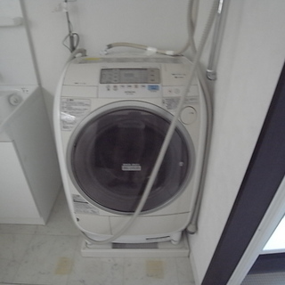早急処分希望・ドラム式洗濯機・HITACHI・BD-V3300