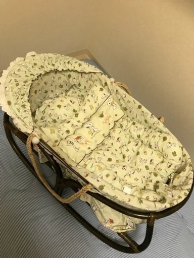 ラタン ゆりかご