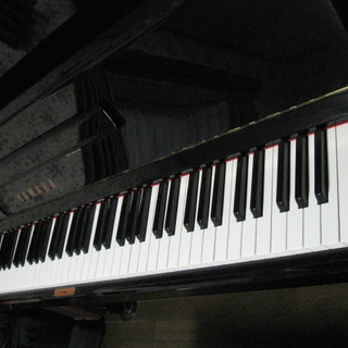 アップライトピアノ　ヤマハ　UX-3　譲ります。