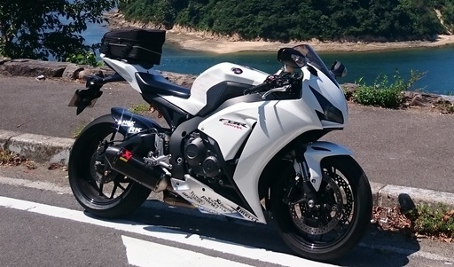 Cbr1000rr Sc59後期 15年モデル Fk 白子のバイクの中古あげます 譲ります ジモティーで不用品の処分