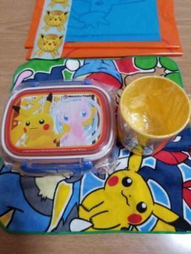 新品未使用 ポケモンセンターのお弁当箱とタオルハンカチとコップセット 中村ママ いよ立花の子供用品の中古あげます 譲ります ジモティーで不用品の処分