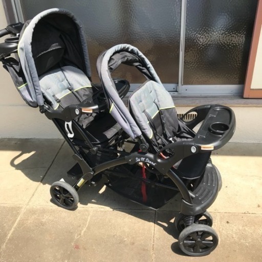 【baby trend】2人乗りベビーカー