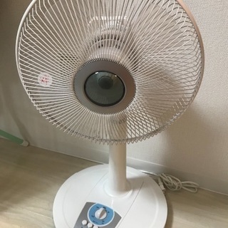 【無料】ニトリコタツテーブル 扇風機 完全動作品