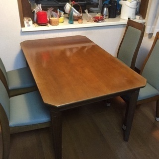 「家具＞テーブル」