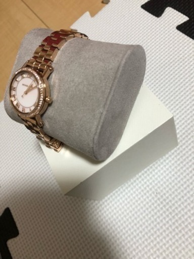 新品 未使用マイケルコース腕時計です！ 値下げしました！