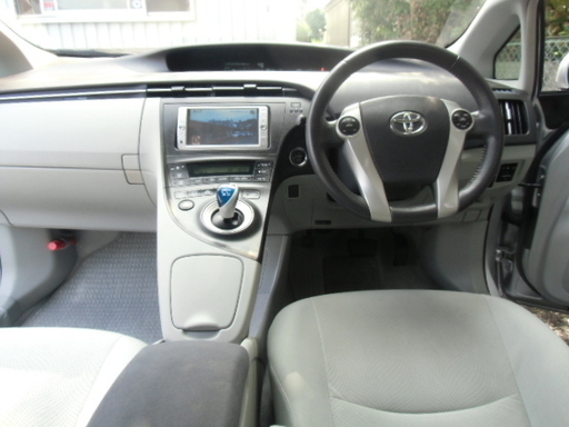 平成２１年式プリウス車検２年付き３1年度の自動車税リサイクル料金込み乗り出し６８万円 マーベラス 古賀のプリウスの中古車 ジモティー