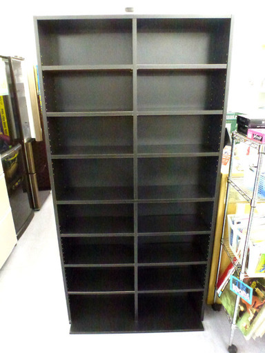 手稲リサイクル 大きな本棚 薄型 黒 ￥7,800-　②