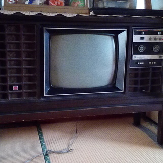 ◇◇レトロ・家具調テレビ 東芝テレビ ユニカラー アナログ受像確認済