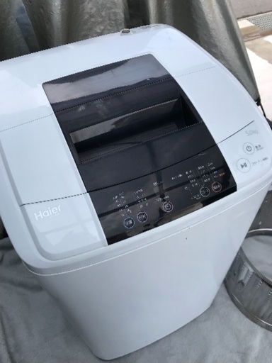 取引中。ハイアール全自動洗濯機5キロ黒。2015年製千葉県内配送無料。設置無料。