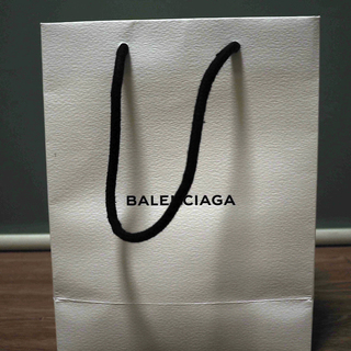 バレンシアガ ミニウォレット ペーパー 財布